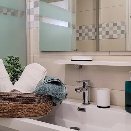 Apartman Echappee Urbaine Rouennaise - T2 Calme Et Lumineux A 10 Min De La Gare - Wifi Fibre 700 Mb *
